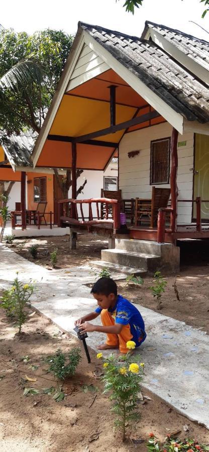 Long Garden Asrama Koh Lanta