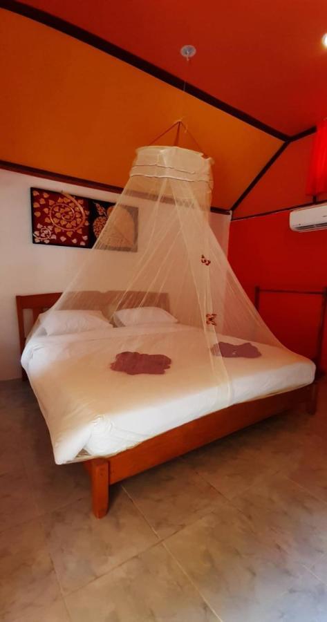 Hostel Long Garden Ko Lanta